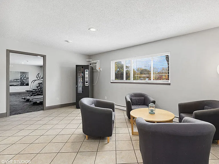 Clubhouse at Meadowrun