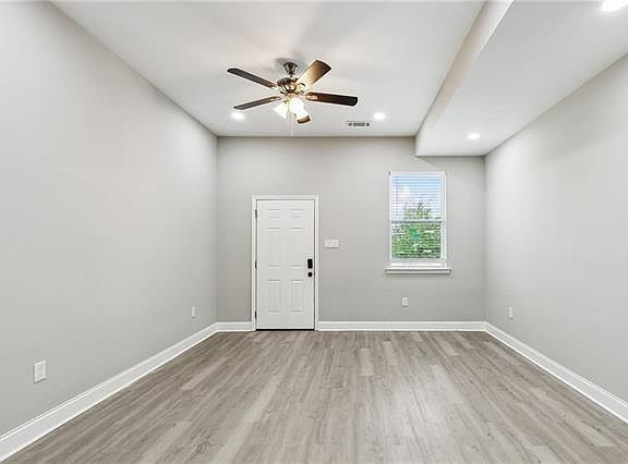 4th image of 1921 Alabo St