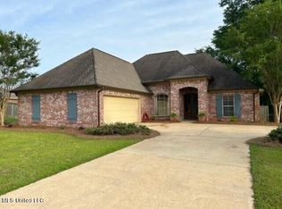 111 Trailbridge Bnd, Canton, MS 39046