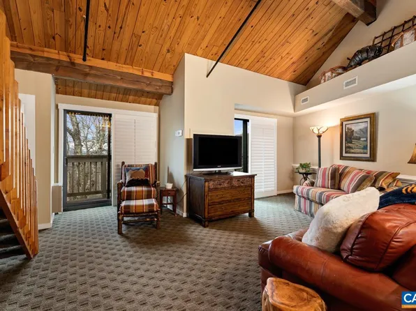 174 Mountain Inn Loop, Wintergreen Resort, VA 22967