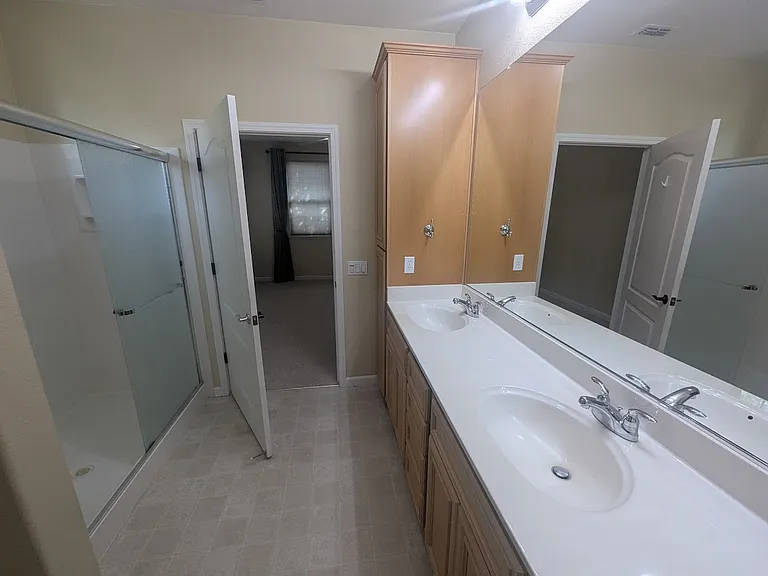 1656 Marseille Ln — Photo 7