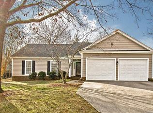 9908 Brass Eagle Ln, Charlotte, NC 28210