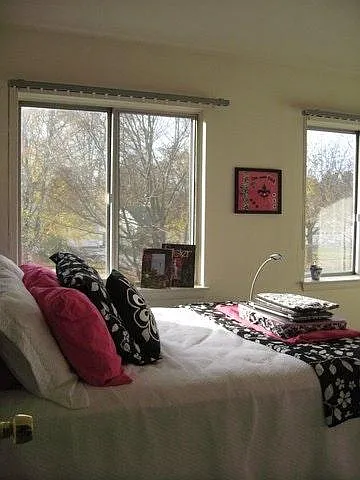 1001 S Brown St — Photo 7
