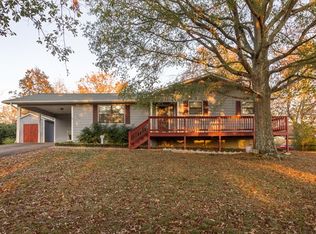 1765 N Boyd Dr, Rocky Face, GA 30740