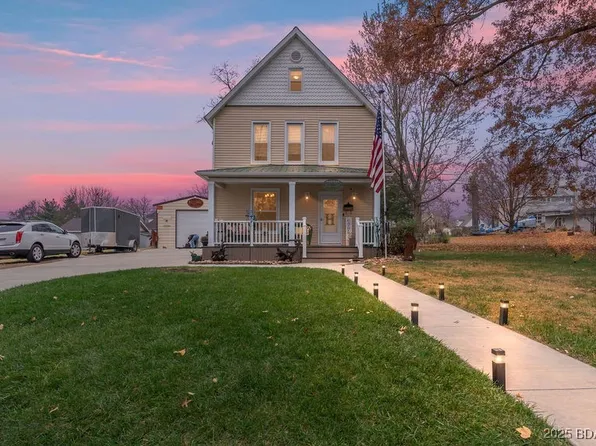 207 Franklin Ave, Eldon, MO 65026