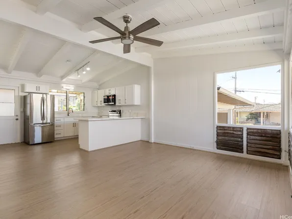 1012 Poepoe Pl, Honolulu, HI 96819