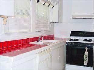 2nd image of 10129 Muscatine St