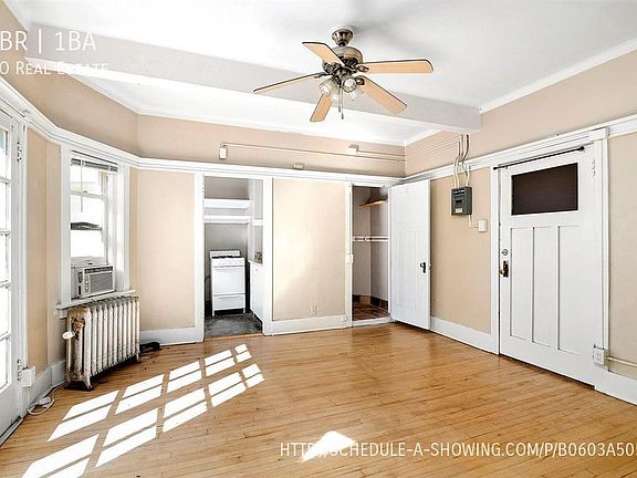 3rd image of 1540 N Logan St #14