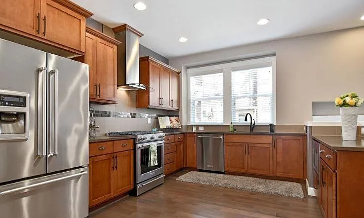 1341 Brooklyn Walk NE — Photo 5