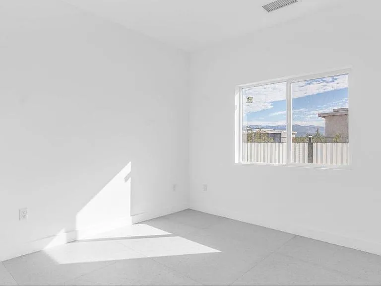 67670 Buckboard Ln — Photo 24