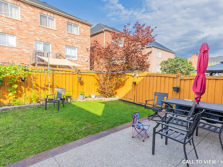 44 Thackery Dr — Photo 34