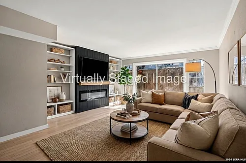 1045 Shook Ave Photo 1