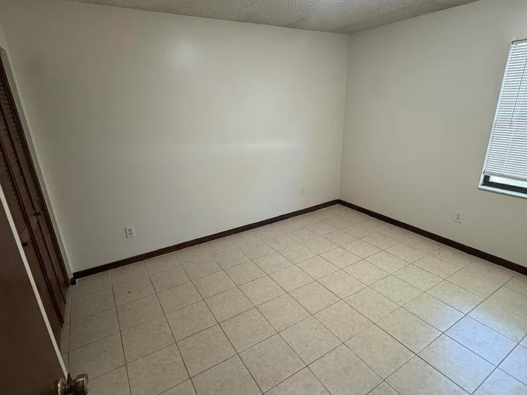 8321 Crosswind Rd — Photo 15
