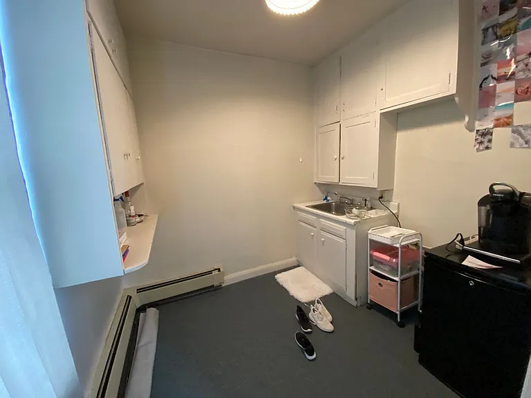 1204 Kenwood Ave — Photo 18