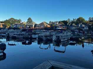 301 Harbor Heights Dr APT 8A, Lexington, SC 29072