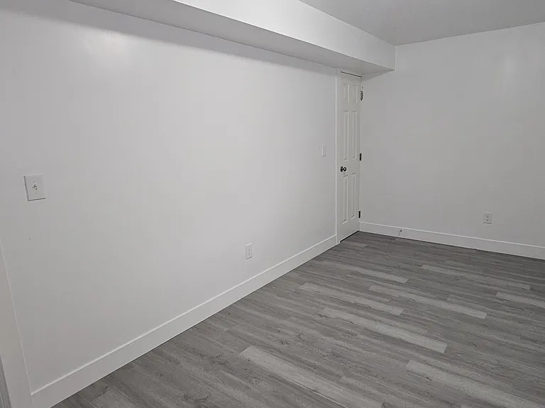 11809 S 1000 E — Photo 17