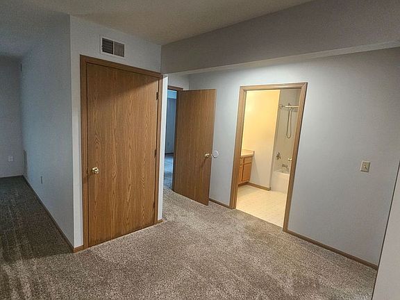 3rd image of 538-544 Partridge Ct #538