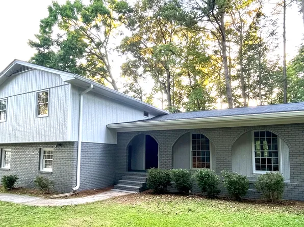 4664 Andalusia Trl, Dunwoody, GA 30360