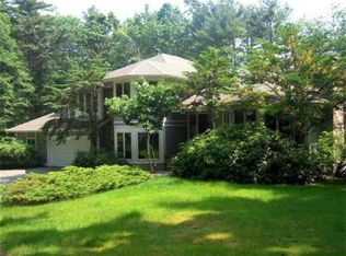 39 Trillium Way, Amherst, MA 01002