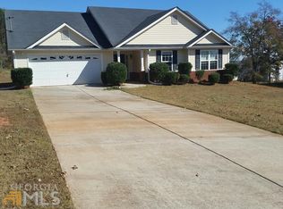 142 S Winds Dr, Villa Rica, GA 30180
