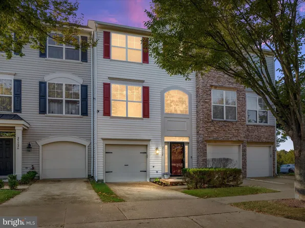 25328 Ashbury Dr, Chantilly, VA 20152