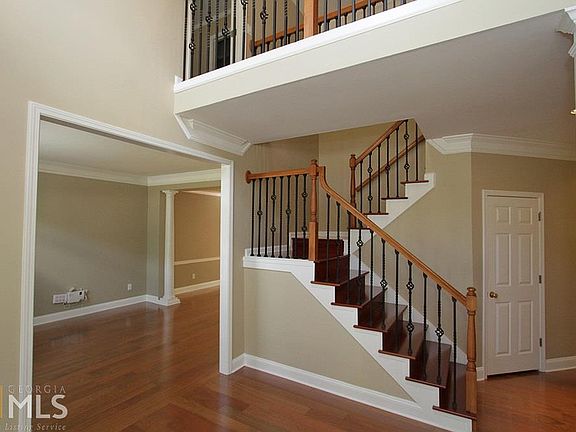 3rd image of 735 Woodbrook Way