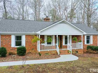 916 Sunstone Dr, Durham, NC 27712