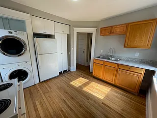 1199 Forest St N #2 — Photo 5