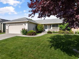2113 S Arthur Loop, Kennewick, WA 99338