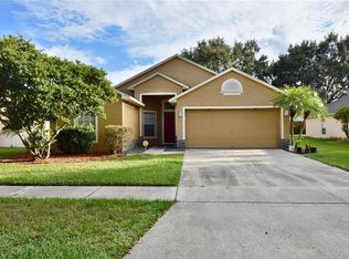 1426 Lake Shore Ranch Dr, Seffner, FL 33584