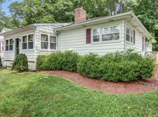 287 E Cedar St, Livingston, NJ 07039