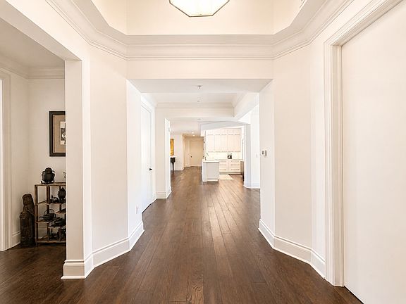 3rd image of 6520 Spyglass Cir