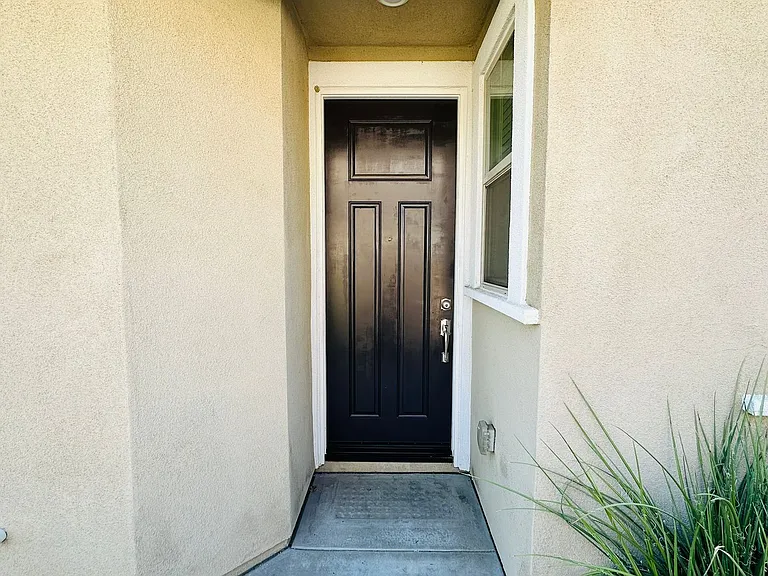 26338 Valencia Way — Photo 3