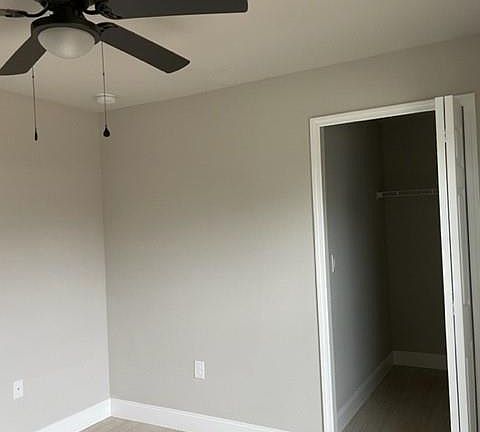 3rd image of 2102 Willard ST
