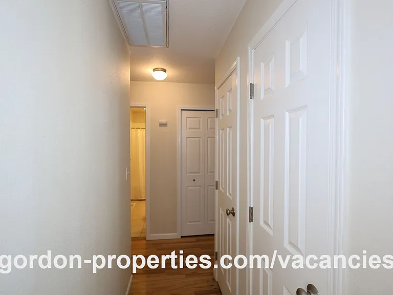 10851 SE Garrett Dr — Photo 12