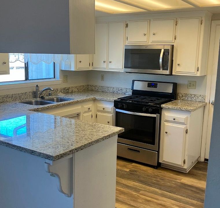 2nd image of 4635 Jardine Rd