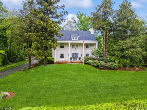 95 Gordon Rd, Essex Fells Twp., NJ 07021