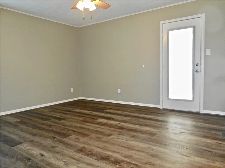 126 Rain Lily St — Photo 6