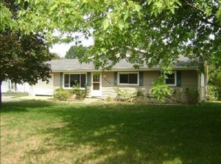 1604 Hackberry Ln, Machesney Park, IL 61115