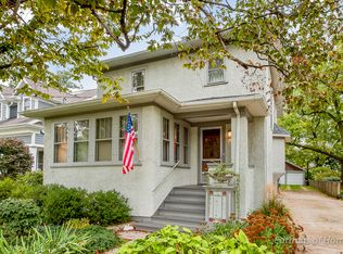 581 Prairie Ave, Glen Ellyn, IL