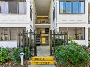 1025 Riverland Woods Pl APT 305, Charleston, SC 29412