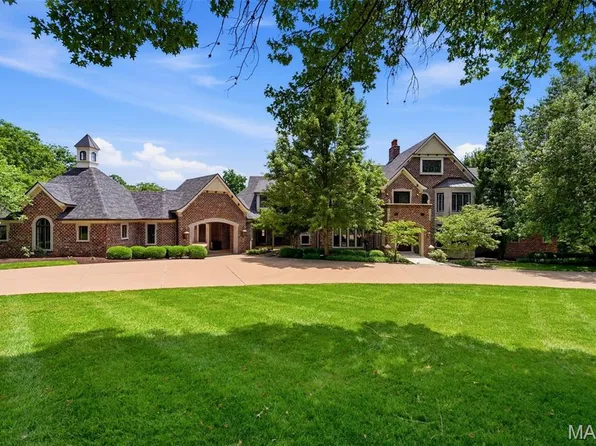 14 Brookwood Rd, Saint Louis, MO 63131