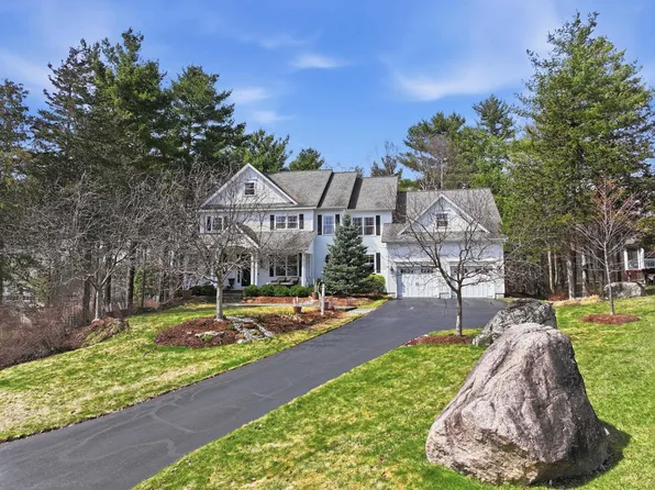 288 Boulder Hill Drive, Shelburne, VT 05482