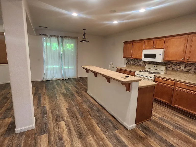 3767 Lepus Dr — Photo 11
