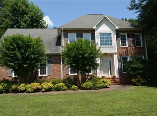 110 Overlook Dr, Advance, NC 27006