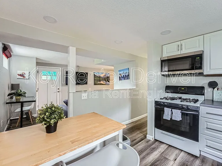10609 W 48th Ave #D — Photo 8