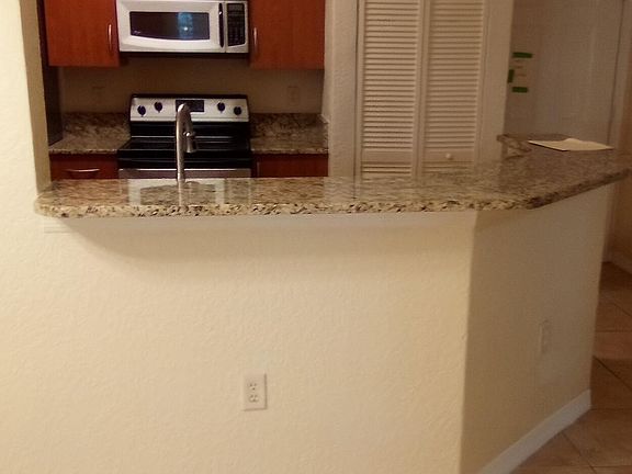 5th image of 150 SW Peacock Boulevard #26-102