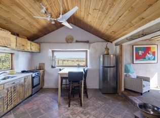 392 Rogersville, Cerrillos, NM 87010