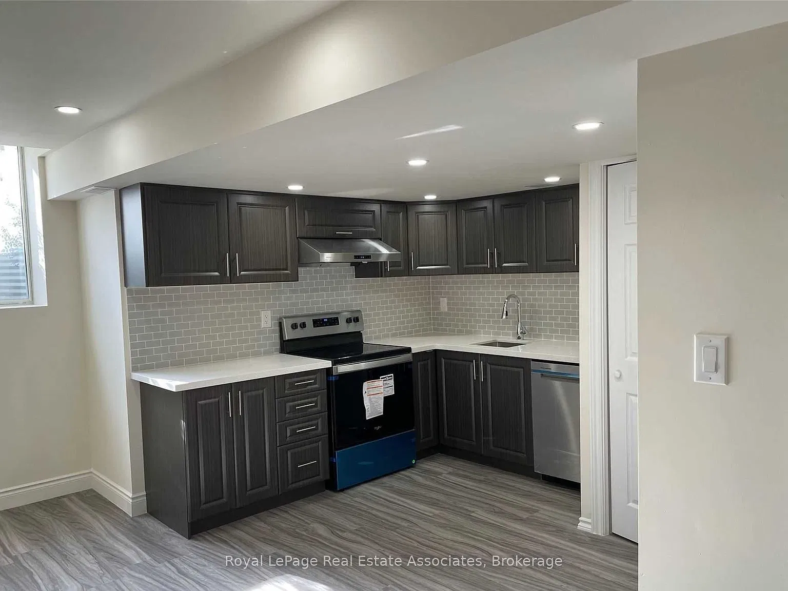 2 bed, $1,800 — Photo 2