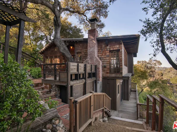 19963 Observation Dr, Topanga, CA 90290